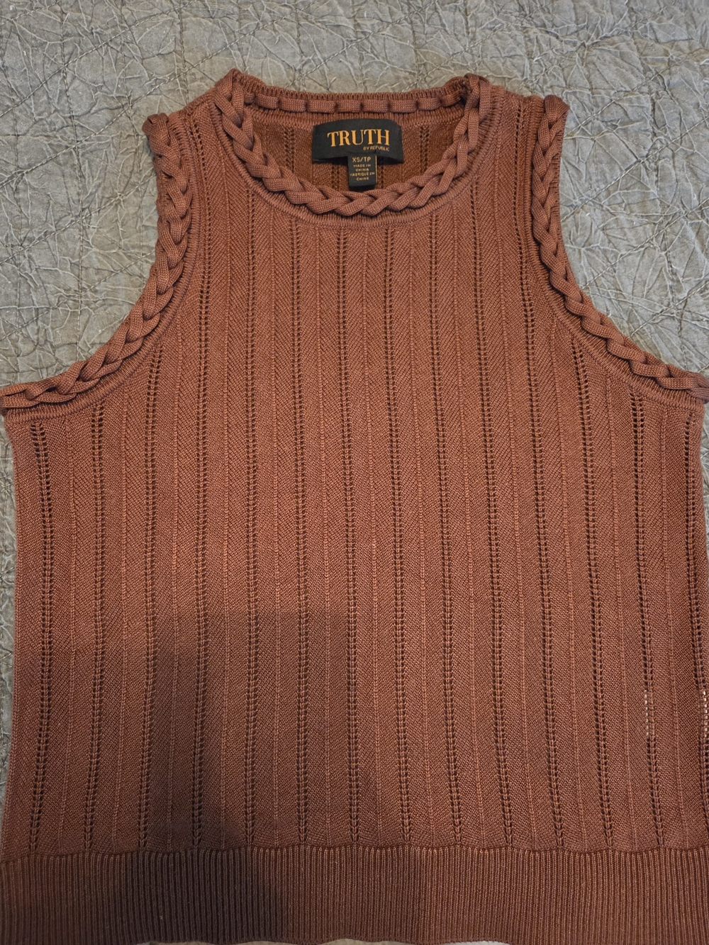 Truth Ribbed Sleeveless Crewneck Sweater Tank